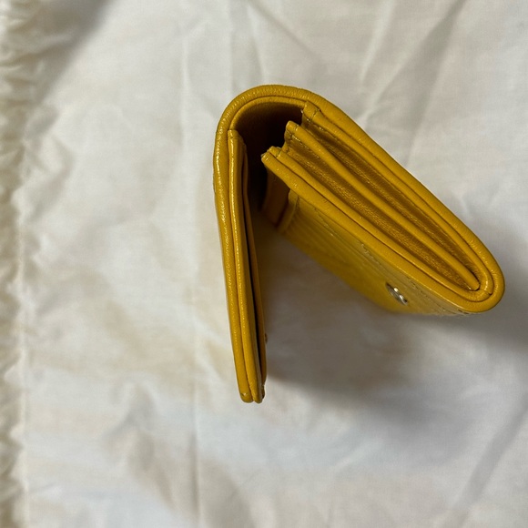 Tory Burch Wallet - Picture 7 of 12